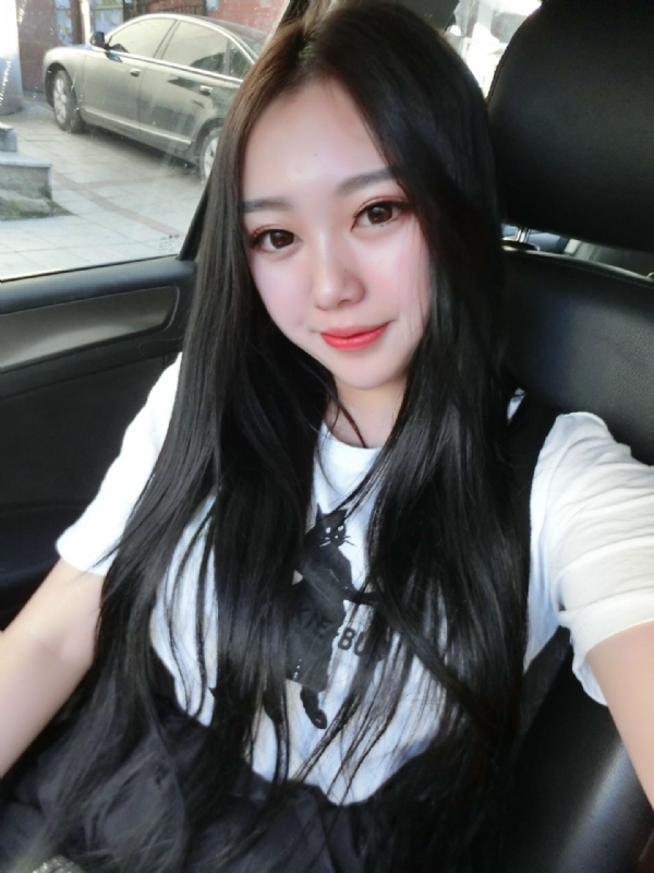 佳怡的第二张照片--大连闪婚服务中心