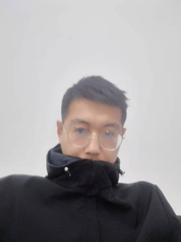 开心的你的第一张照片--大连闪婚服务中心