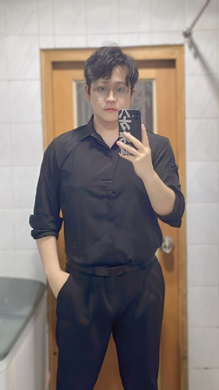 周启迪的第一张照片--大连闪婚服务中心